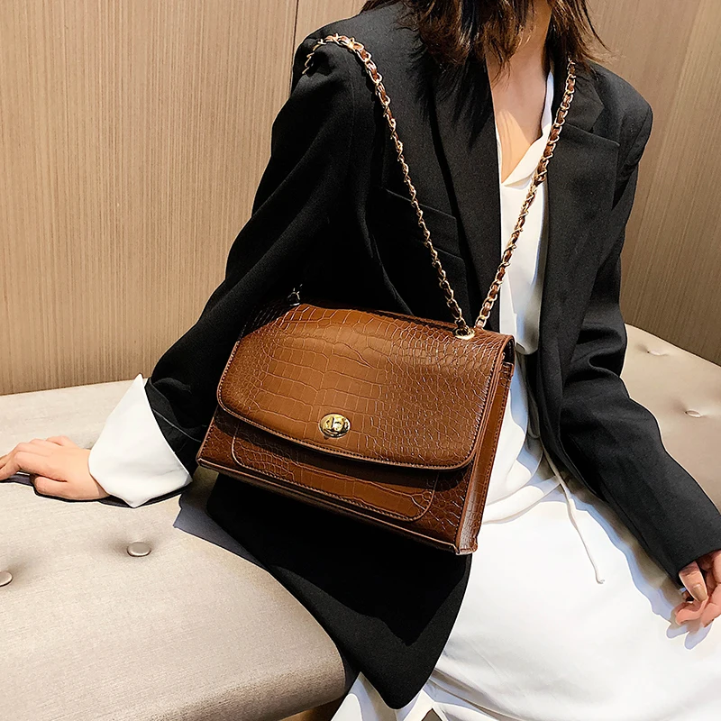 HISUELY Crocodile pattern Women PU Leather Handbags Casual Solid Chain Shoulder Bag Messenger Bag Trendy Vintage Crossbody BagQ4
HISUELY Crocodile pattern Women PU Leather Handbags Casual Solid Chain Shoulder Bag Messenger Bag Trendy Vintage Crossbody BagQ4