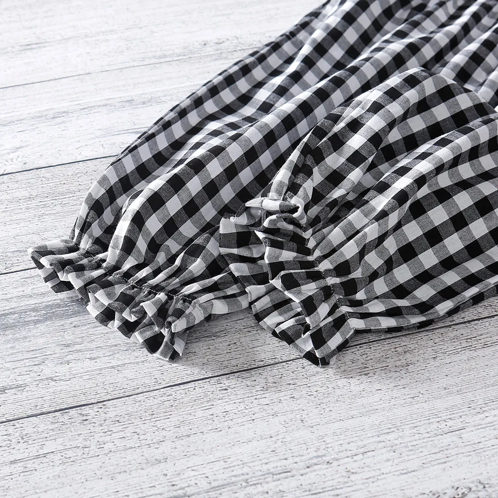Girls Clothes Set Summer New Baby Girl Sleeveless Fashion Sling Top + Plaid Trousers For Girl Children Clothing 2pcs Suit
Girls Clothes Set Summer New Baby Girl Sleeveless Fashion Sling Top + Plaid Trousers For Girl Children Clothing 2pcs Suit