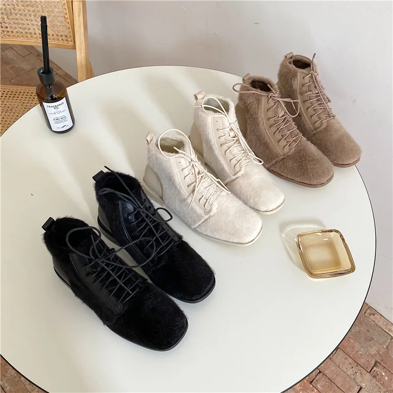 Ботинки женские резиновые, Роскошные Дизайнерские Сапоги для дождя, с круглым носком, на плоской подошве, со шнуровкой, в австралийском стил...
Ботинки женские резиновые, Роскошные Дизайнерские Сапоги для дождя, с круглым носком, на плоской подошве, со шнуровкой, в австралийском стил...