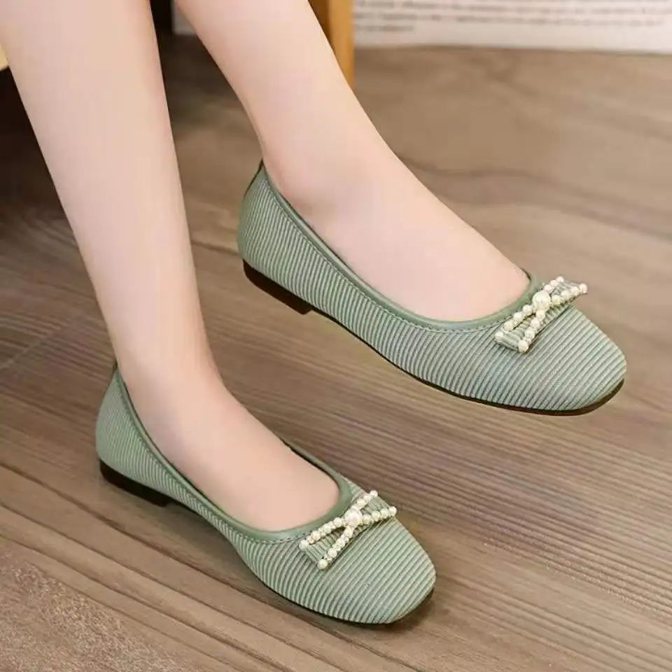 New Lady Single Shoes Spring Autumn Fashion All Matched Flats Butterfly Knot Design Pearl Women Flat Shoes Slip On Franch Shoes
New Lady Single Shoes Spring Autumn Fashion All Matched Flats Butterfly Knot Design Pearl Women Flat Shoes Slip On Franch Shoes