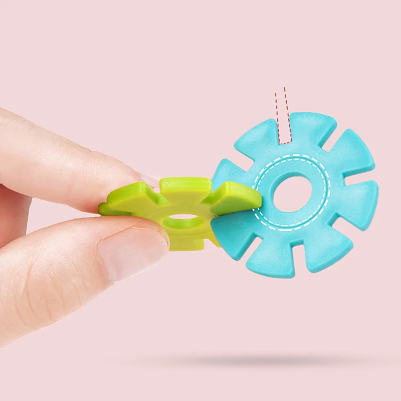 Fun Classic Snowflake Building Blocks, Children's Educational Environmental Protection Toy Sets
Fun Classic Snowflake Building Blocks, Children's Educational Environmental Protection Toy Sets