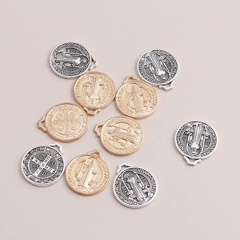8pcs Big Statement Vintage Beads Carved Letters Jesus Cross Pendants Charms for DIY Making Necklaces Tibetan Silver Color Gifts
8pcs Big Statement Vintage Beads Carved Letters Jesus Cross Pendants Charms for DIY Making Necklaces Tibetan Silver Color Gifts