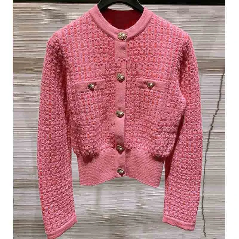 Women Winter 2021 Autumn Cardigan Alpaca Knitted Jacekt O-Neck Pearl Button Vintage Plaid Knitted Sweater Coat
Women Winter 2021 Autumn Cardigan Alpaca Knitted Jacekt O-Neck Pearl Button Vintage Plaid Knitted Sweater Coat