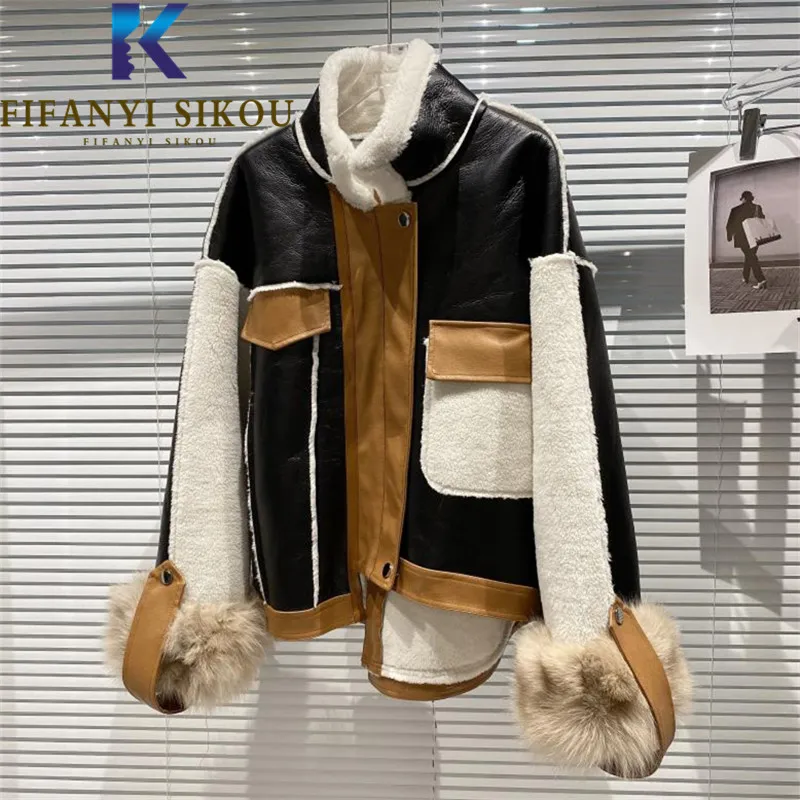 2021 Winter Women Leather Jacket Fox Fur Fashion Pocket Lambswool Spliced Faux Leather Jackets Female High Quality Fur Coat
2021 Winter Women Leather Jacket Fox Fur Fashion Pocket Lambswool Spliced Faux Leather Jackets Female High Quality Fur Coat