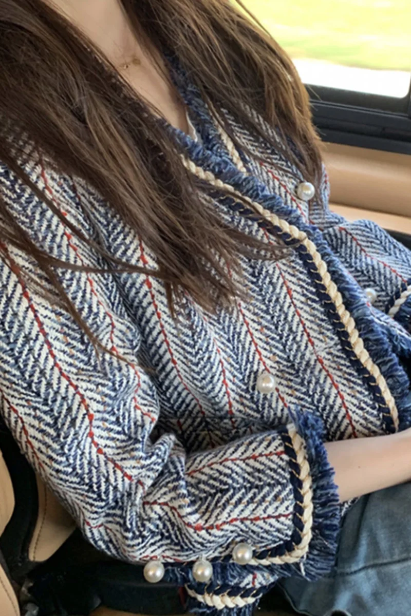 celebrity temperament net red short coat 2020 new women's French tweed long sleeve top fashion
celebrity temperament net red short coat 2020 new women's French tweed long sleeve top fashion