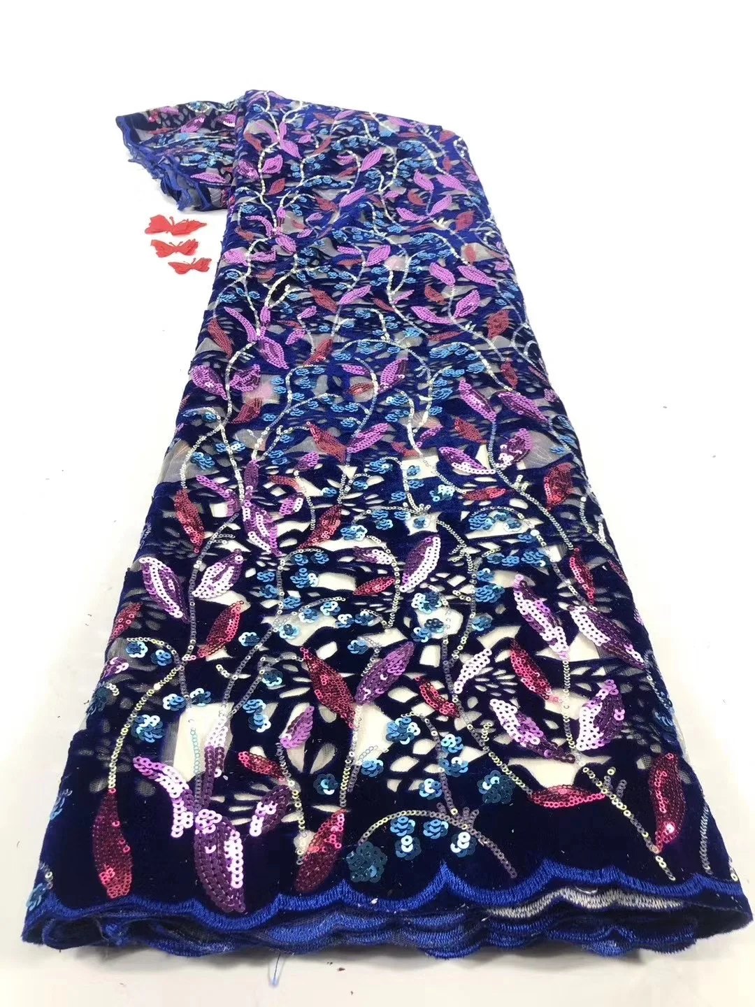 The latest French lace fabric 2020 high-quality African wedding lace fabric with Nigeria sequins D40781
The latest French lace fabric 2020 high-quality African wedding lace fabric with Nigeria sequins D40781
