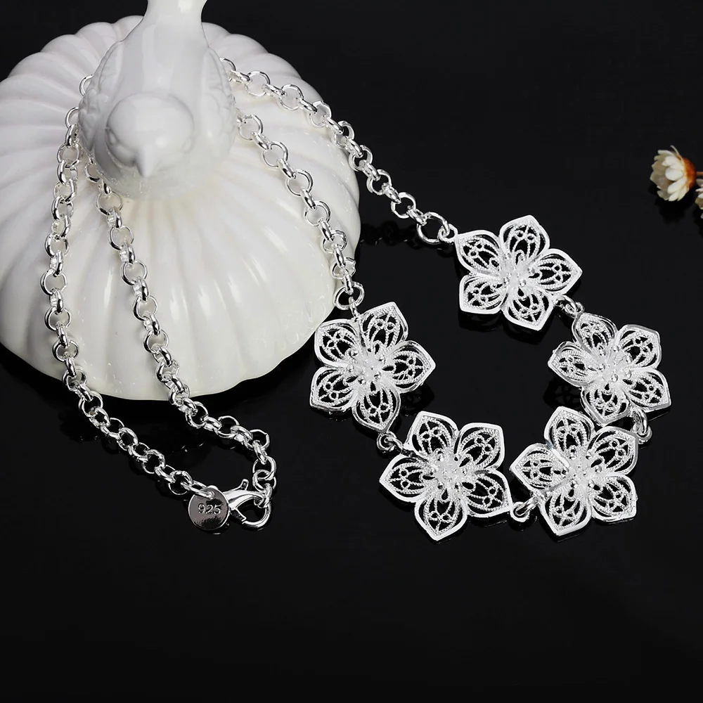 BAYTTLING 925 Sterling Silver 18 Inch Carved 5 Flower Pendant Necklace For Woman Fashion Wedding Charm Jewelry Gift
BAYTTLING 925 Sterling Silver 18 Inch Carved 5 Flower Pendant Necklace For Woman Fashion Wedding Charm Jewelry Gift