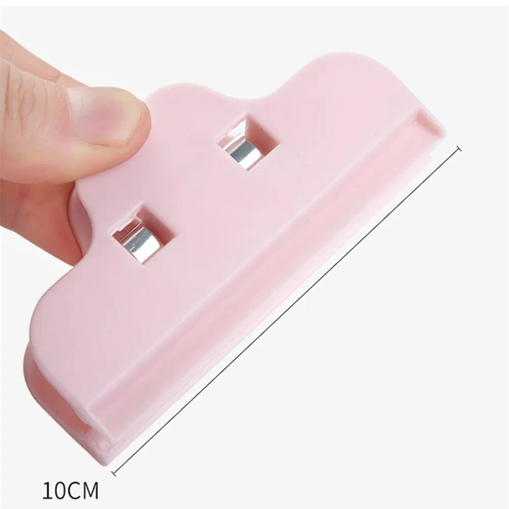 2Pcs Kitchen Gadgets Plastic Snack Bag Sealing Clip Fresh Moisture-proof Food Bag Clip Portable Package Resealer
2Pcs Kitchen Gadgets Plastic Snack Bag Sealing Clip Fresh Moisture-proof Food Bag Clip Portable Package Resealer