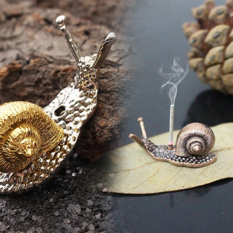 Creative Metal Incense Holder Alloy Snails Incense Base Metal Crafts Home Decoration Sandalwood Incense Burner Wholesale
Creative Metal Incense Holder Alloy Snails Incense Base Metal Crafts Home Decoration Sandalwood Incense Burner Wholesale