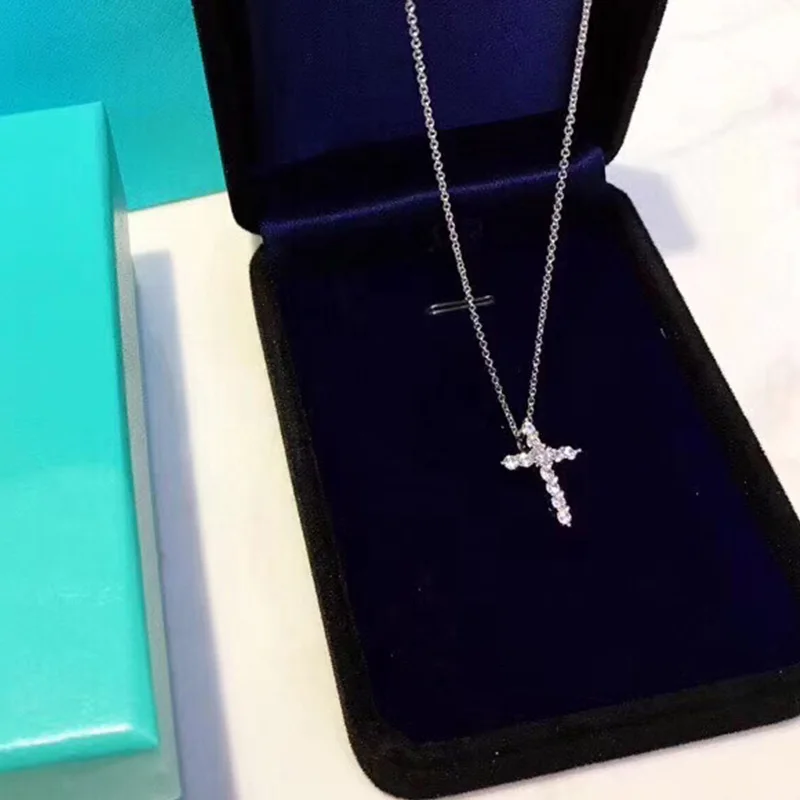 2021 популярное высококачественное блестящее ожерелье с фирменным логотипом тиф 1:1 и камнем-крестом, роскошные ювелирные изделия, модные бре...
2021 популярное высококачественное блестящее ожерелье с фирменным логотипом тиф 1:1 и камнем-крестом, роскошные ювелирные изделия, модные бре...