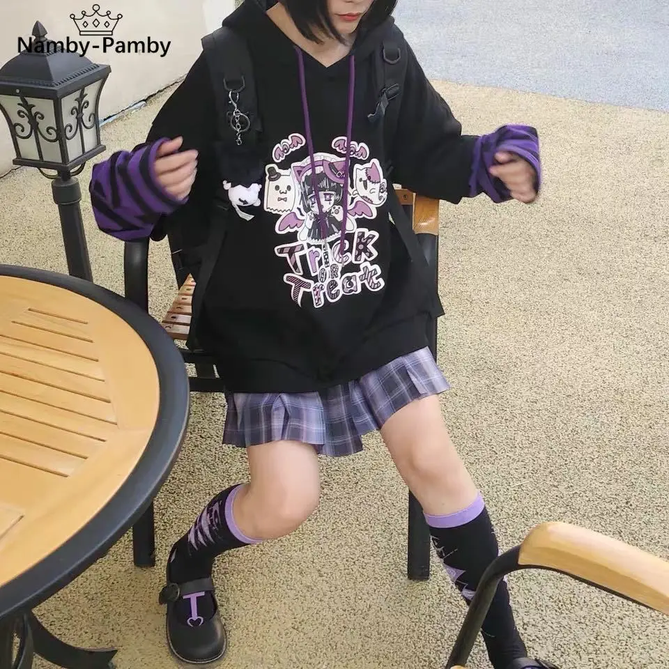 Ladies hooded top homemade Japanese girls fake two piece female students plus velvet spring cute sweet striped loose hooded top 
Ladies hooded top homemade Japanese girls fake two piece female students plus velvet spring cute sweet striped loose hooded top