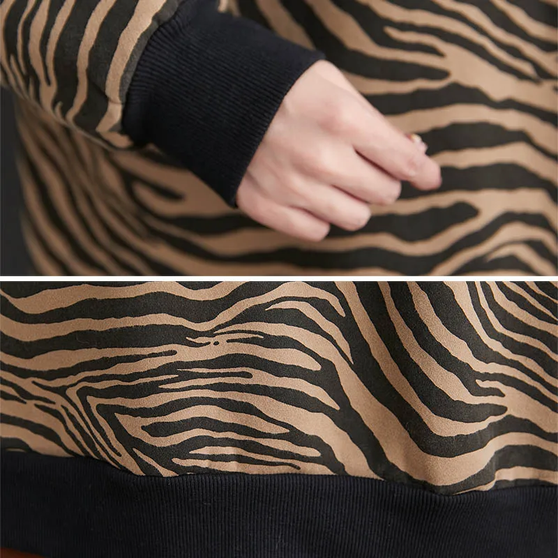 New 2021 Spring Autumn Women's Sweatshirt Turtleneck Hoodies Plus Size Long Sleeve Pullover Lady Tops Spliced Black Sweatshirts
New 2021 Spring Autumn Women's Sweatshirt Turtleneck Hoodies Plus Size Long Sleeve Pullover Lady Tops Spliced Black Sweatshirts
