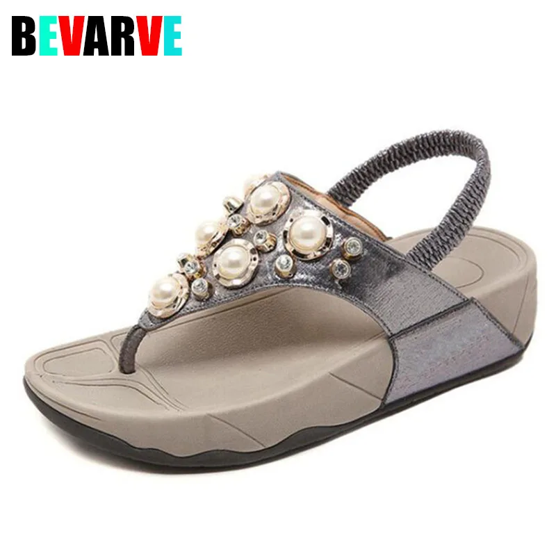 BEVARVENew Rhinestone Ladies Beach Sandals Womens Sandals Flat Platform Thick Sole 2021 Summer Platform Women Shoes Sandalia
BEVARVENew Rhinestone Ladies Beach Sandals Womens Sandals Flat Platform Thick Sole 2021 Summer Platform Women Shoes Sandalia