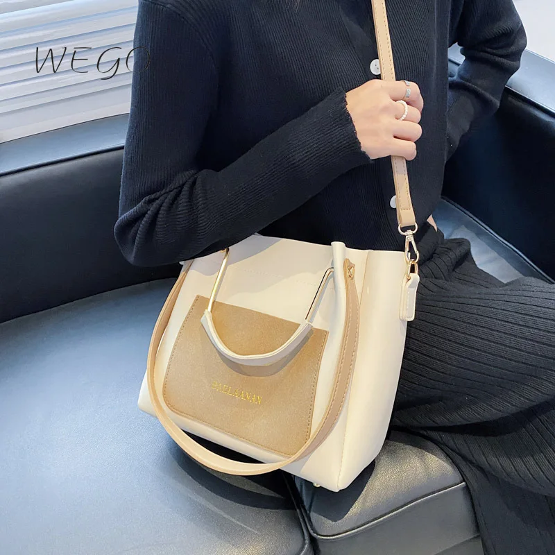 Portable diagonal dual-use tote bag commuter design sense ins large capacity ladies shoulder bag work handbag
Portable diagonal dual-use tote bag commuter design sense ins large capacity ladies shoulder bag work handbag