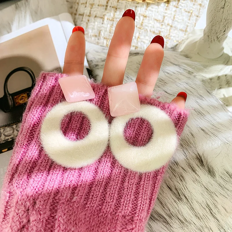 Origin Summer Romantic Round Hollow Out Soft Pluffy Dangle Earrings for Women Exaggerated Winter Earrings Gifts Jewellery gifts
Origin Summer Romantic Round Hollow Out Soft Pluffy Dangle Earrings for Women Exaggerated Winter Earrings Gifts Jewellery gifts