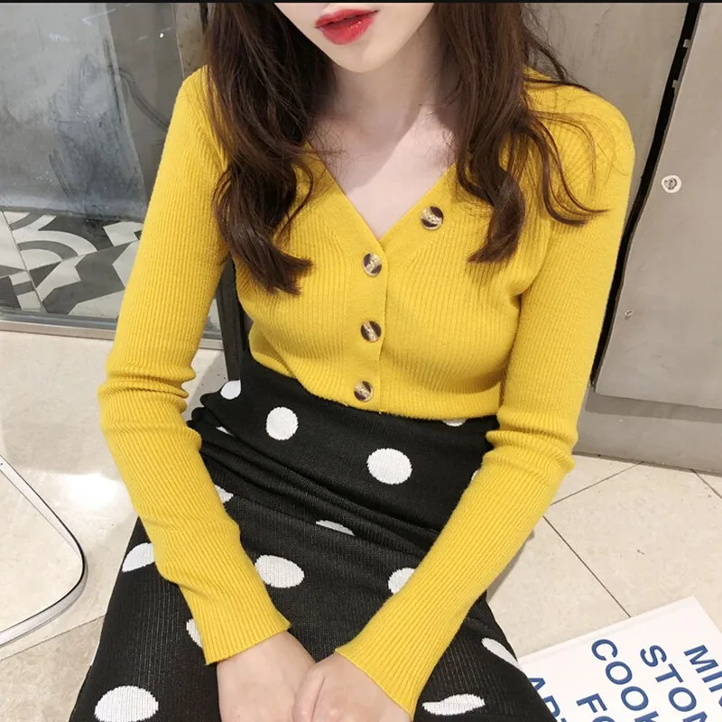 Women Sweater New Fashion Button V-neck Sweater Autumn Solid Knitted Pullover Slim Soft Jumper Sweater Female Knitted Tops
Women Sweater New Fashion Button V-neck Sweater Autumn Solid Knitted Pullover Slim Soft Jumper Sweater Female Knitted Tops