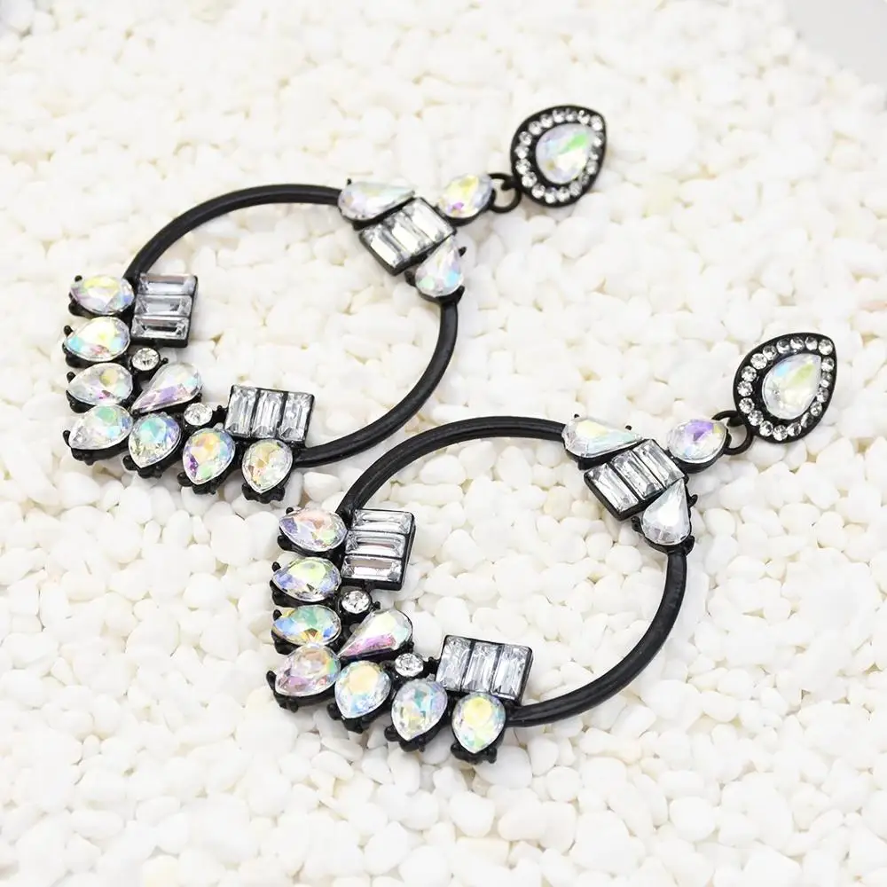 1pair Luxurious Colorful Rhinestone Alloy Water Rhombus Shape Earring Big Hoop Earrings for Women Fashion Party Jewelry Gifts
1pair Luxurious Colorful Rhinestone Alloy Water Rhombus Shape Earring Big Hoop Earrings for Women Fashion Party Jewelry Gifts