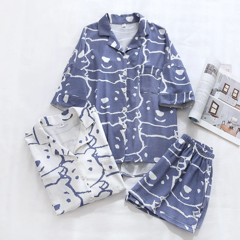 South Korea's New Summer Women's Nightgown Knitted Cotton Short Sleeved Pajamas with Shorts Women's Thin Bear Loose Home Wear
South Korea's New Summer Women's Nightgown Knitted Cotton Short Sleeved Pajamas with Shorts Women's Thin Bear Loose Home Wear