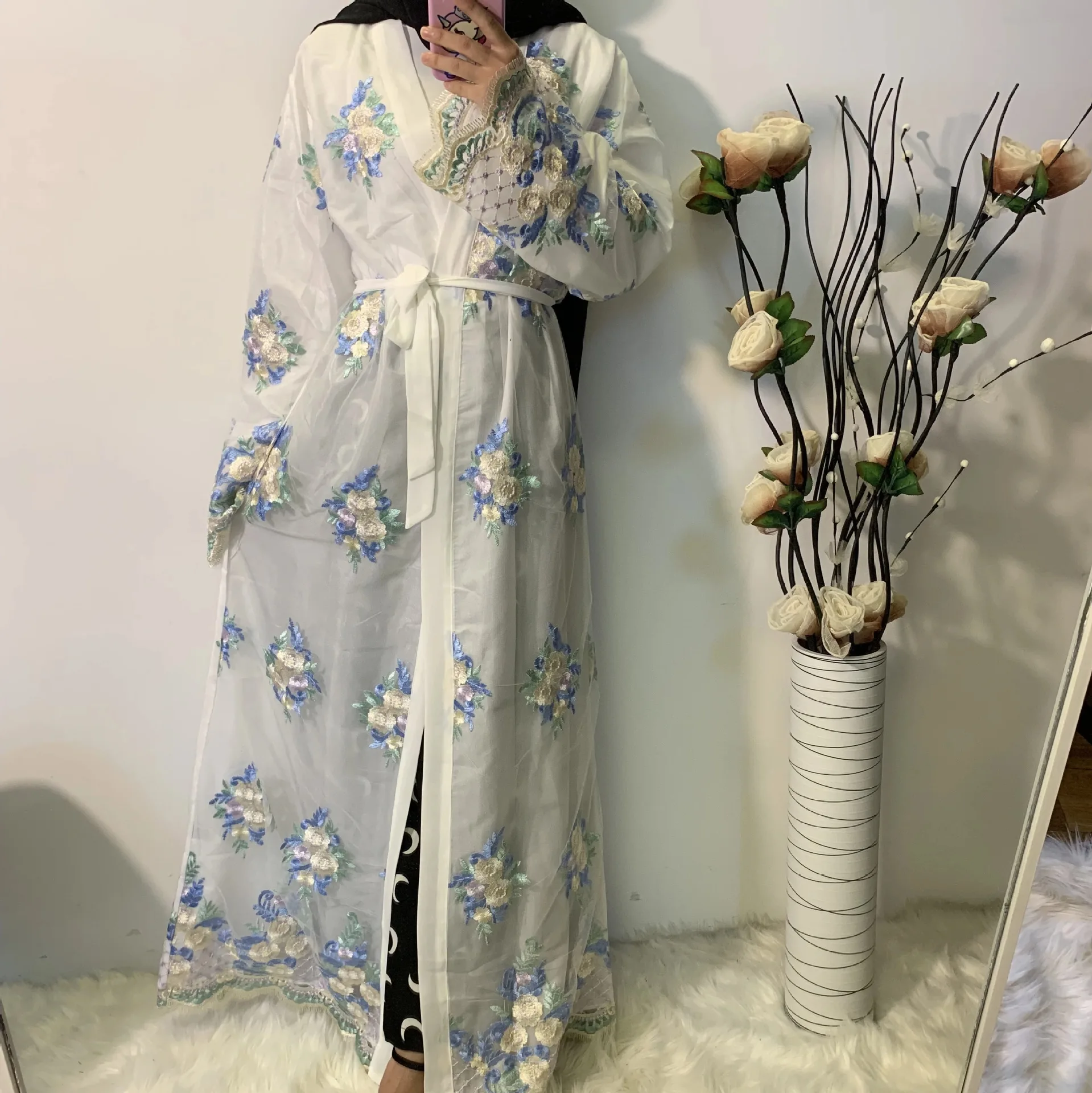 Donsignet Muslim Dress Muslim Fashion Middle East Eid Duabi Abaya Turkey Robe Women Abaya Mesh Embroidery Lace-up Cardigan Robe
Donsignet Muslim Dress Muslim Fashion Middle East Eid Duabi Abaya Turkey Robe Women Abaya Mesh Embroidery Lace-up Cardigan Robe