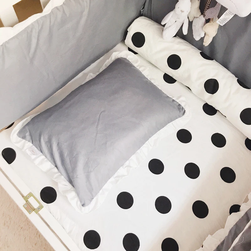 Baby Quilt Mattress Cover Newborn Cot Crib set Bedroom Pillows baby boy bedclothes cotton for bedroom washable YCZ042
Baby Quilt Mattress Cover Newborn Cot Crib set Bedroom Pillows baby boy bedclothes cotton for bedroom washable YCZ042