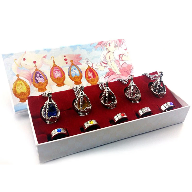 Anime Puella Magi Madoka Magica Cosplay Necklace Ring Kaname Madoka Pendant Keychain Accessories Set Weapon Props
Anime Puella Magi Madoka Magica Cosplay Necklace Ring Kaname Madoka Pendant Keychain Accessories Set Weapon Props