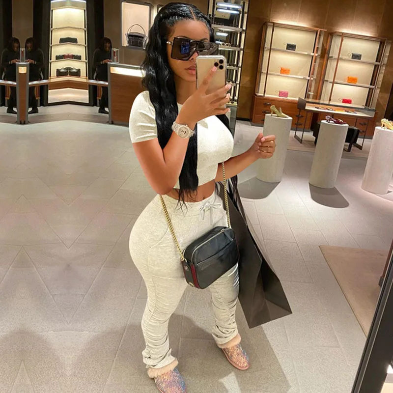 Plus Size Cotton Two Piece Set Women 2020 Summer Clothes Crop Top and Stacked Ruched Pants Suit Sporty Sweat Suits Jogging Femme
Plus Size Cotton Two Piece Set Women 2020 Summer Clothes Crop Top and Stacked Ruched Pants Suit Sporty Sweat Suits Jogging Femme