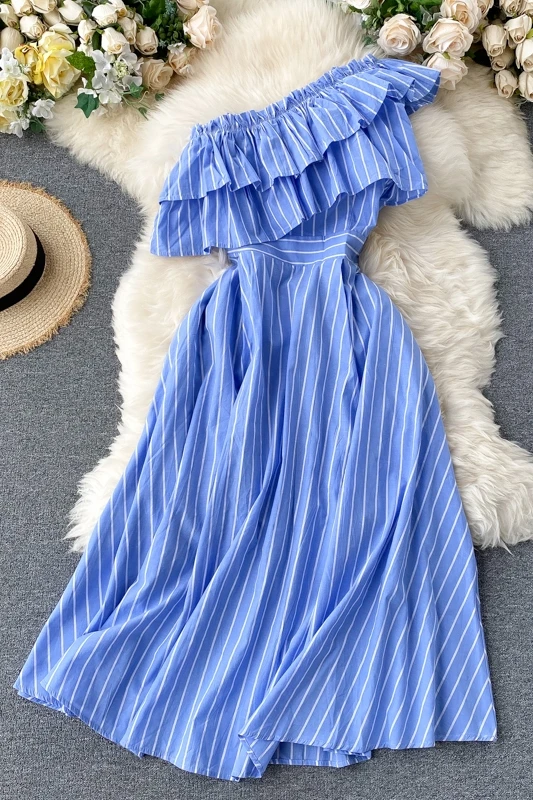 SALIENCY Summer Clothes Woman 2020 New Fashion Design Slant Collar Off-shoulder Ruffled Waist Thin Vintage Striped Dress
SALIENCY Summer Clothes Woman 2020 New Fashion Design Slant Collar Off-shoulder Ruffled Waist Thin Vintage Striped Dress