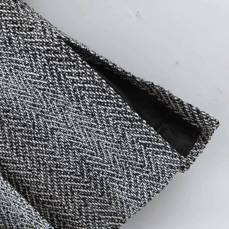 Manteau Femme Tweed Split Herringbone Long Coat Women Vintage Long Sleeve Pockets Black Female Casual Winter Outerwear Tops
Manteau Femme Tweed Split Herringbone Long Coat Women Vintage Long Sleeve Pockets Black Female Casual Winter Outerwear Tops