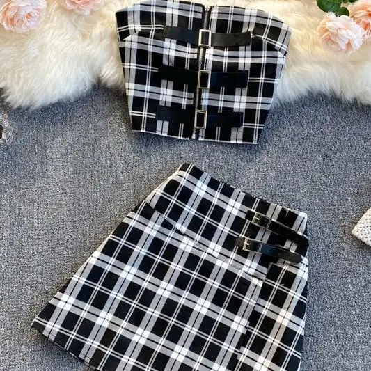Japan Style Sexy stripless skirt 2-piece women's wear 2021 summer plain zipper fly off shoulder Club Mini Skirt Set Harajuku
Japan Style Sexy stripless skirt 2-piece women's wear 2021 summer plain zipper fly off shoulder Club Mini Skirt Set Harajuku