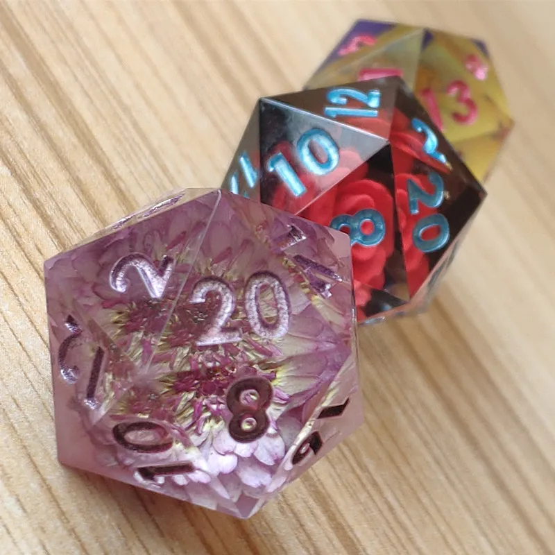 Пользовательские D20 игральные кости DND игровой полиэдрон D & D Цветочные кости с острыми краями полимерные кости 20 сторонние кости игры мини-п...
Пользовательские D20 игральные кости DND игровой полиэдрон D & D Цветочные кости с острыми краями полимерные кости 20 сторонние кости игры мини-п...