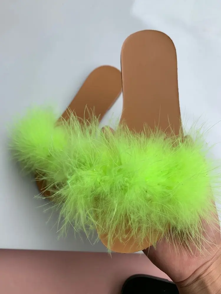 Summer Women Flat Slippers Feather Casual Ladies Shoes Summer Plus Size PU Comfort Home Beach Female 2020 Zapatos Mujer Woman
Summer Women Flat Slippers Feather Casual Ladies Shoes Summer Plus Size PU Comfort Home Beach Female 2020 Zapatos Mujer Woman