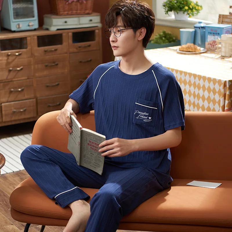 Summer Cotton Short Sleeve Men's Pajamas Set Soft Blue Pajamas Casual Plus Size Male Homewear Cute Cartoon Pocket Men Sleepwear
Summer Cotton Short Sleeve Men's Pajamas Set Soft Blue Pajamas Casual Plus Size Male Homewear Cute Cartoon Pocket Men Sleepwear