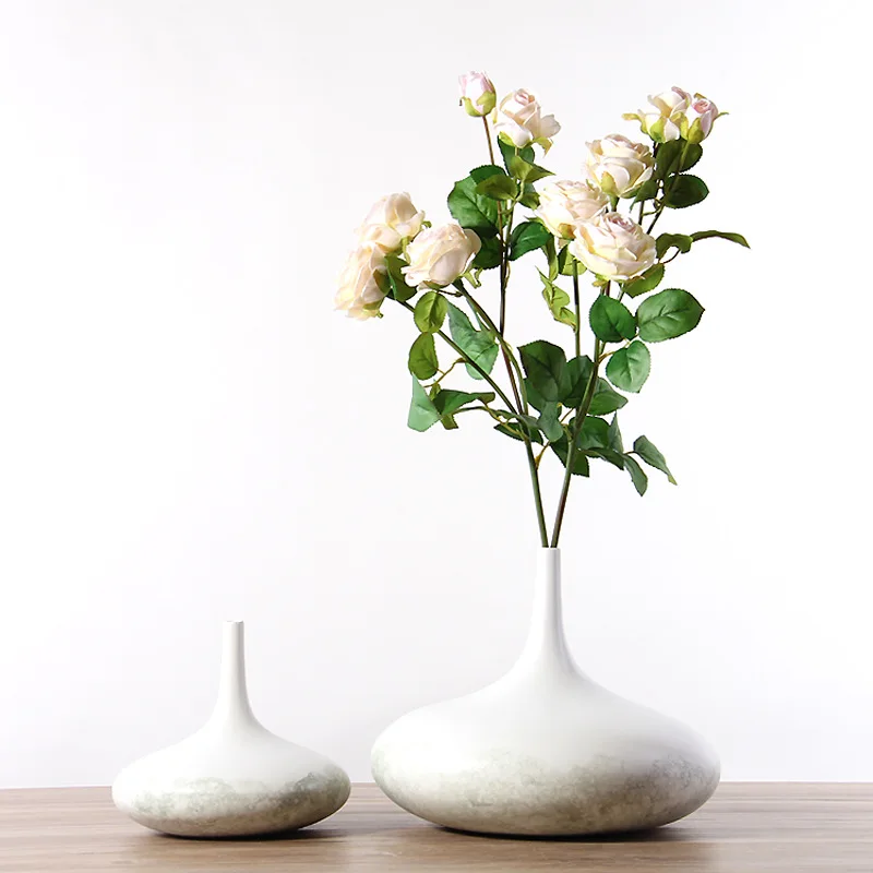 Ceramic vase decoration simple living room model room Nordic style soft home creative flower dry flower arrangement
Ceramic vase decoration simple living room model room Nordic style soft home creative flower dry flower arrangement