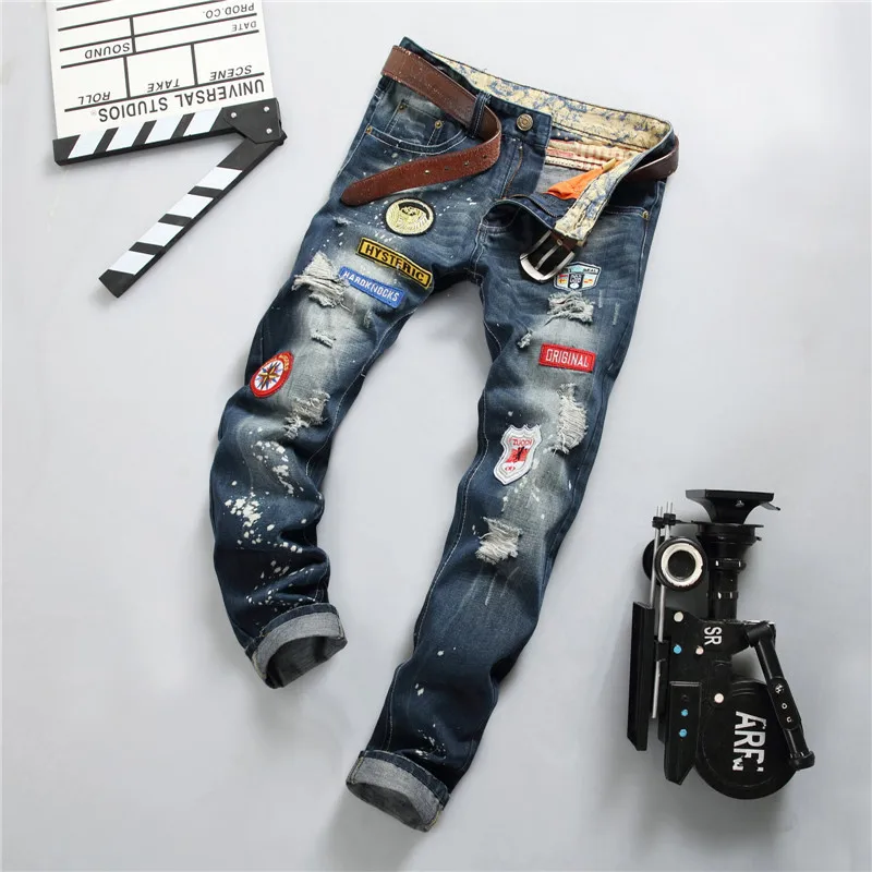 Men's ripped jeans badge straight-leg slim-fit jeans splash ink to make old trendy pants Straight jeans trendy men's personality
Men's ripped jeans badge straight-leg slim-fit jeans splash ink to make old trendy pants Straight jeans trendy men's personality