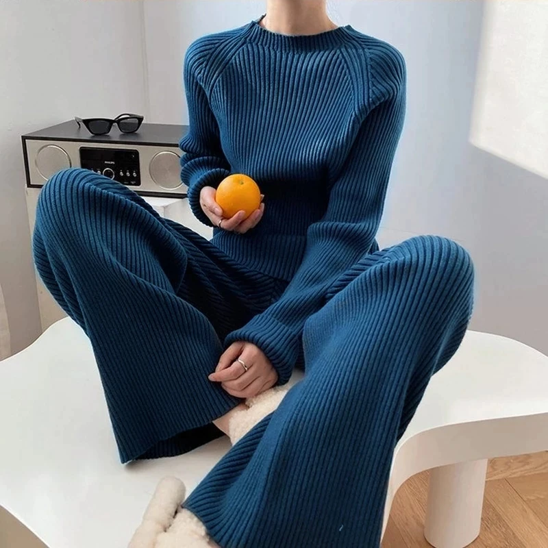 Women Knitted Tracksuit Autumn Winter O-Neck Sweater 2 Piece Set Fashion Solid Ladies Pullover Tops Wide Leg Pants Home Suit
Women Knitted Tracksuit Autumn Winter O-Neck Sweater 2 Piece Set Fashion Solid Ladies Pullover Tops Wide Leg Pants Home Suit