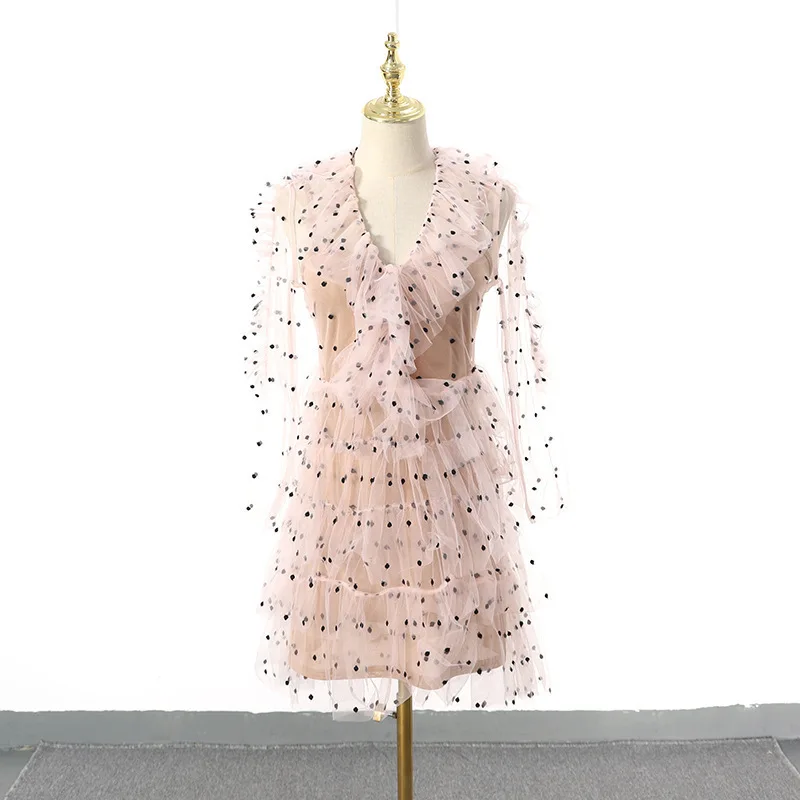 New summer 2019 gauze wave a little pure and fresh and cultivate morality show thin woman long sleeved dress
New summer 2019 gauze wave a little pure and fresh and cultivate morality show thin woman long sleeved dress