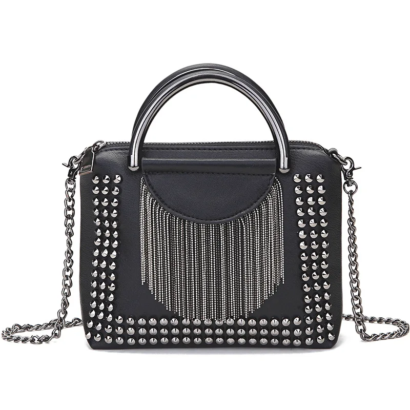 2021 New Trendy Design Zipper Fashion One-shoulder Messenger Chain Small Rivet Tassel Bag
2021 New Trendy Design Zipper Fashion One-shoulder Messenger Chain Small Rivet Tassel Bag