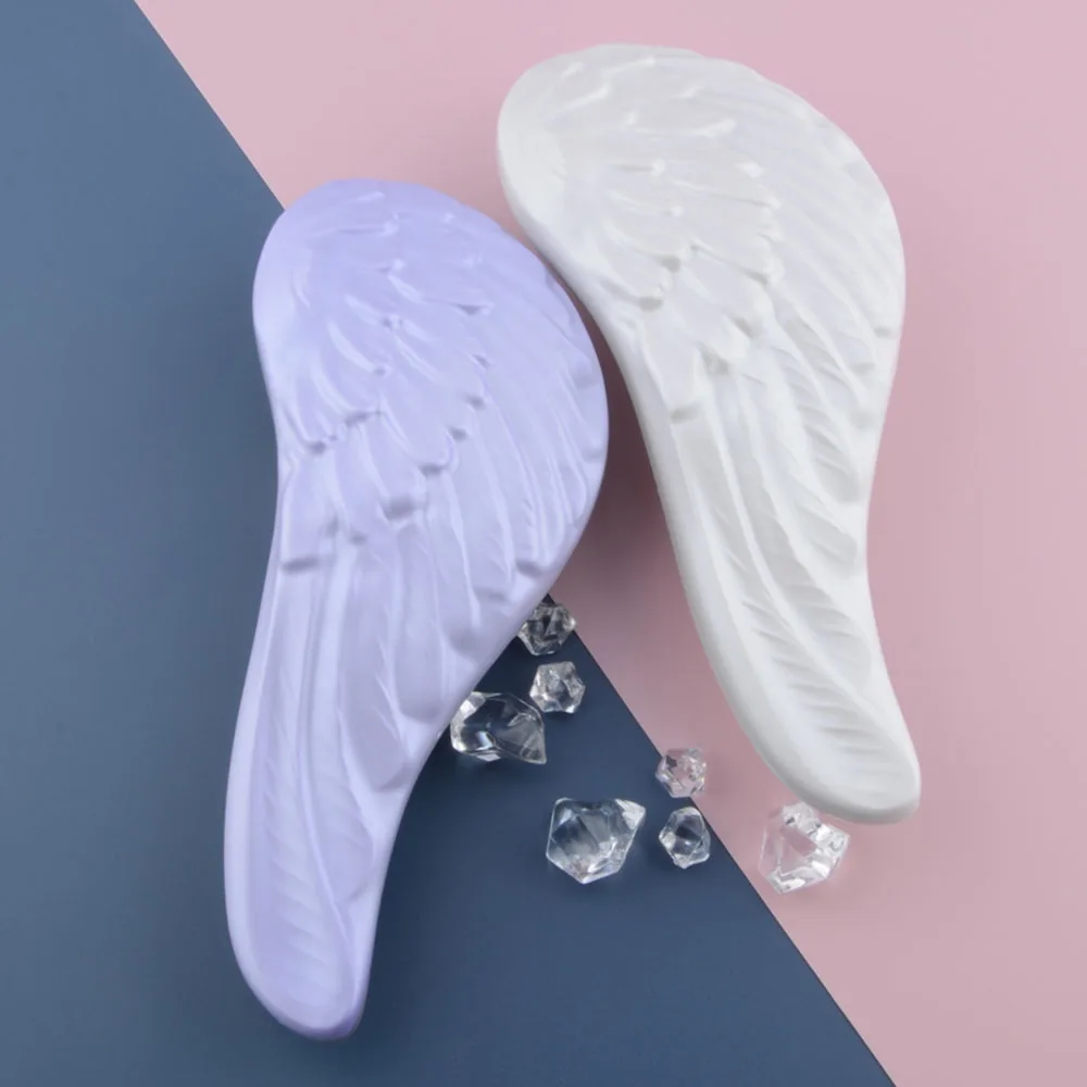 New 1pc Angel Wing Detangling Hair Brush Handle Magic Anti-static Comb Shower Massage Comb Smooth Salon Hairdressing Tool 
New 1pc Angel Wing Detangling Hair Brush Handle Magic Anti-static Comb Shower Massage Comb Smooth Salon Hairdressing Tool