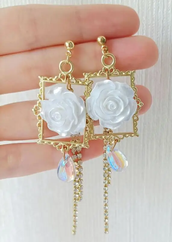 Ретро фоторамка розы Стразы стеклянные оптовая продажа серьги опалы квадратные личные серьги-гвоздики
Ретро фоторамка розы Стразы стеклянные оптовая продажа серьги опалы квадратные личные серьги-гвоздики