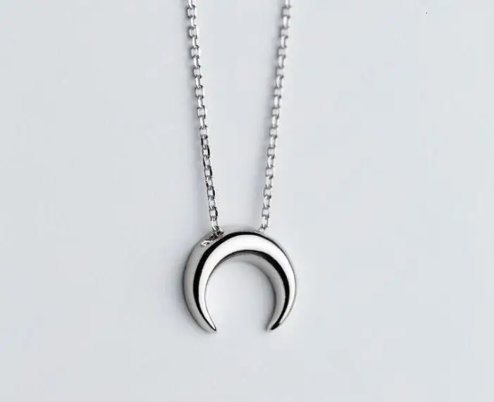 TINNY SMALL 11 мм аутентичный на 100% реальный. 925 пробы Silver FINE Jewelry полированный полумесяц лунное ожерелье, подвесное GTLx1683
TINNY SMALL 11 мм аутентичный на 100% реальный. 925 пробы Silver FINE Jewelry полированный полумесяц лунное ожерелье, подвесное GTLx1683