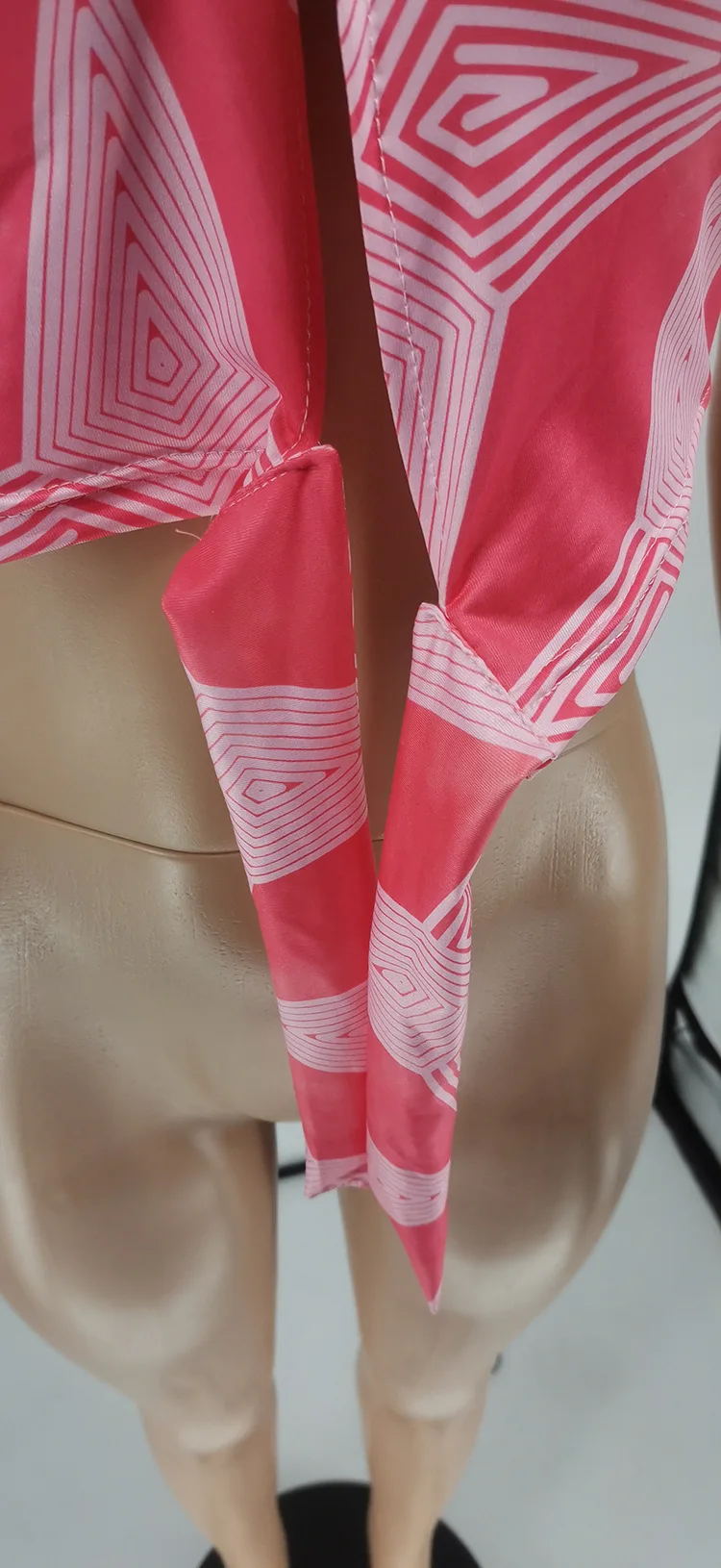 Sexy V-neck Lace Up Crop Top and shirts Women Short Sleeve T-shirt Y2k Fashion Print Summer Goth Tops Boho Clothes Streetwear
Sexy V-neck Lace Up Crop Top and shirts Women Short Sleeve T-shirt Y2k Fashion Print Summer Goth Tops Boho Clothes Streetwear