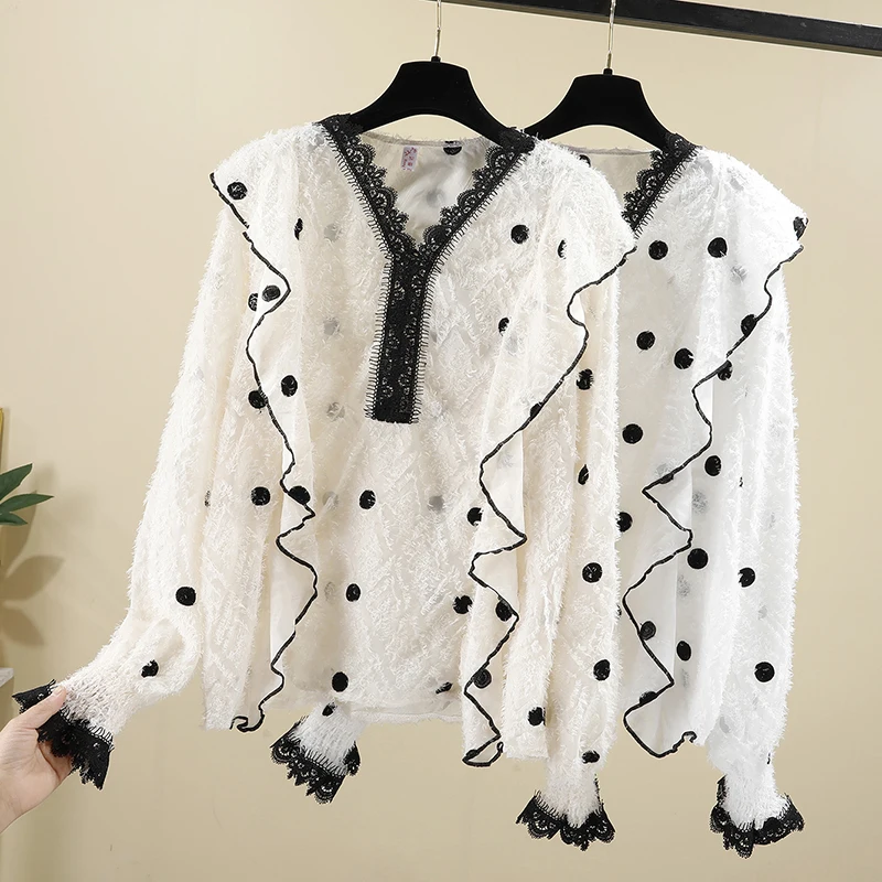 Women's Shirts 2020 Autumn Long Sleeves Lace V Neck Ruffles Dot Shirt Ladies Female Blouse Tops Blusas A3952
Women's Shirts 2020 Autumn Long Sleeves Lace V Neck Ruffles Dot Shirt Ladies Female Blouse Tops Blusas A3952