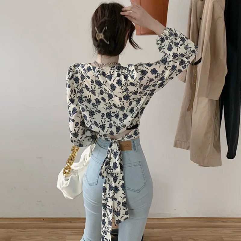 Women Floral Blouse Waist Tops Chiffon Shirts V Neck Sexy Lace Exposed Navel Long Sleeves Outfit
Women Floral Blouse Waist Tops Chiffon Shirts V Neck Sexy Lace Exposed Navel Long Sleeves Outfit