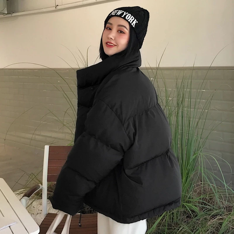 2020 Korean style winter jacket women's stand-up collar solid color black and white women's down coat loose oversized women's sh
2020 Korean style winter jacket women's stand-up collar solid color black and white women's down coat loose oversized women's sh
