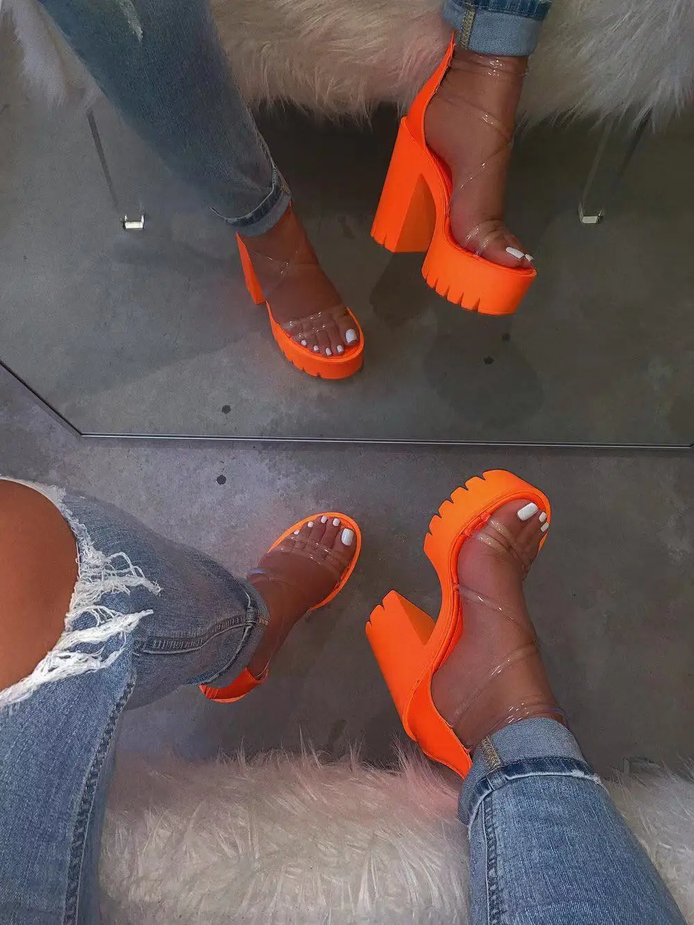 Hot Sale Women High-heeled Rhinestone Women's Shoes High-heeled Sandals Candy Color Beach Sandals Outdoor Banquet Wild Slippers
Hot Sale Women High-heeled Rhinestone Women's Shoes High-heeled Sandals Candy Color Beach Sandals Outdoor Banquet Wild Slippers