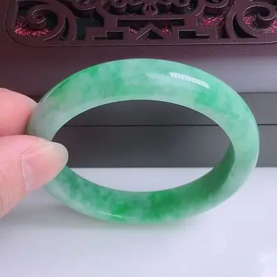 Natural green Burmese jadeite 54mm-64mm bracelet, elegant princess jewelry, best gift for mother and girlfriend
Natural green Burmese jadeite 54mm-64mm bracelet, elegant princess jewelry, best gift for mother and girlfriend