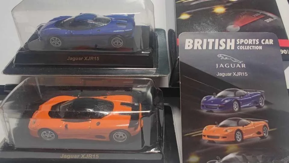Коллекция 1/64 года, легкосплавный автомобиль Kyosho Jaguar xjr15, оранжевый, синий, британский спортивный автомобиль
Коллекция 1/64 года, легкосплавный автомобиль Kyosho Jaguar xjr15, оранжевый, синий, британский спортивный автомобиль