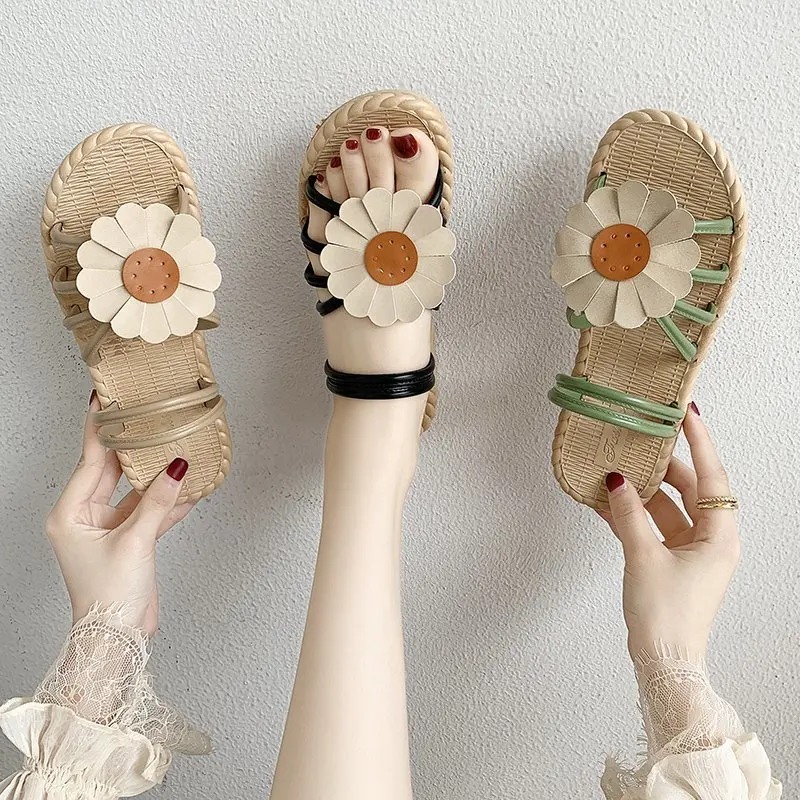 Women's Slippers Summer New Listing Students Lightweight Slides Sandals Decorated with Flowers
Women's Slippers Summer New Listing Students Lightweight Slides Sandals Decorated with Flowers