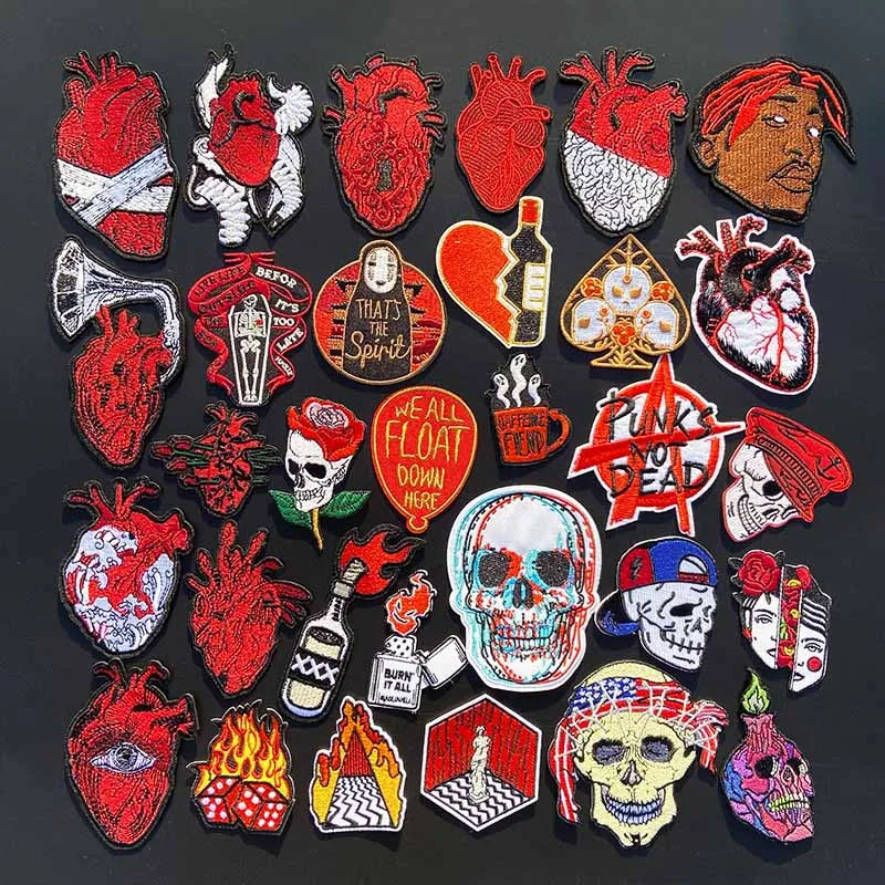 

Prajna Hippie Heart Embroidered Patches IronOn Dude Black Cool Man Patch Colorful Punk Skull Badge No Face Man Clothing Applique
