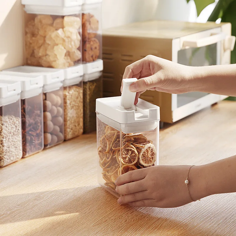 Kitchen Japanese Food Sealed Cans Plastic Transparent Moisture-proof Refrigerator Storage Box Whole Grains Square Storage Cans
Kitchen Japanese Food Sealed Cans Plastic Transparent Moisture-proof Refrigerator Storage Box Whole Grains Square Storage Cans